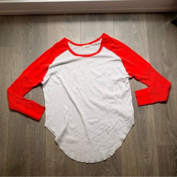 Aritzia TNA Baseball Henley T-shirt Top Waffle knit 3/4 length sleeve Red Size S - Picture 8 of 16
